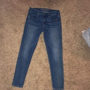 American Eagle size 8 super stretch jeans!